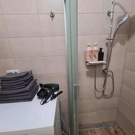 Apartment Calgary-2 *